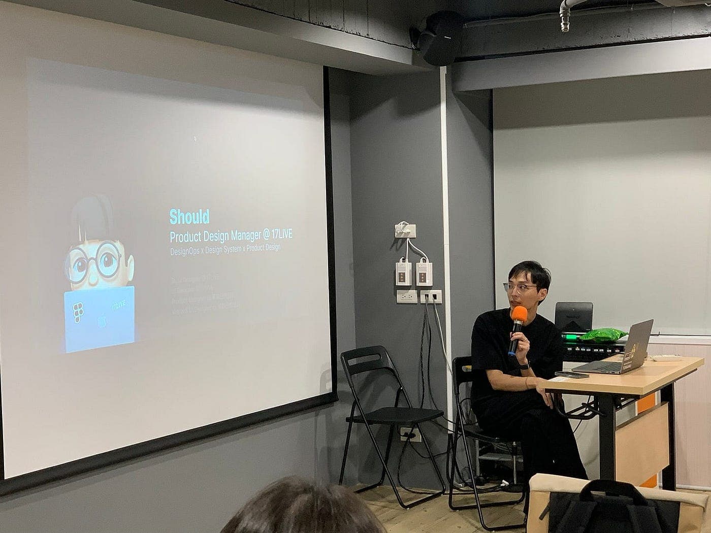 Should giving a lightning speech on "The Difference between IC and Manager in Product Design"